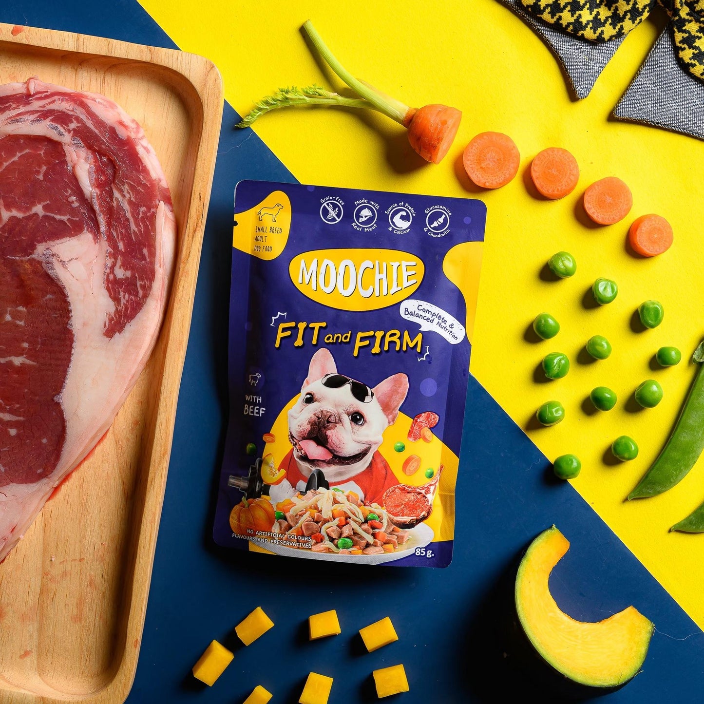 [ยกโหล 12 ซอง] Moochie อาหารเปียกสุนัข มูชี่ สูตร Complete&Balance Nutrition สารอาหารครบถ้วน ปราศจากธัญพืช ไมเ่ติมเกลือ สำหรับลูกสุนัขและสุนัขโต ขนาดซอง 85 กรัม(g.)