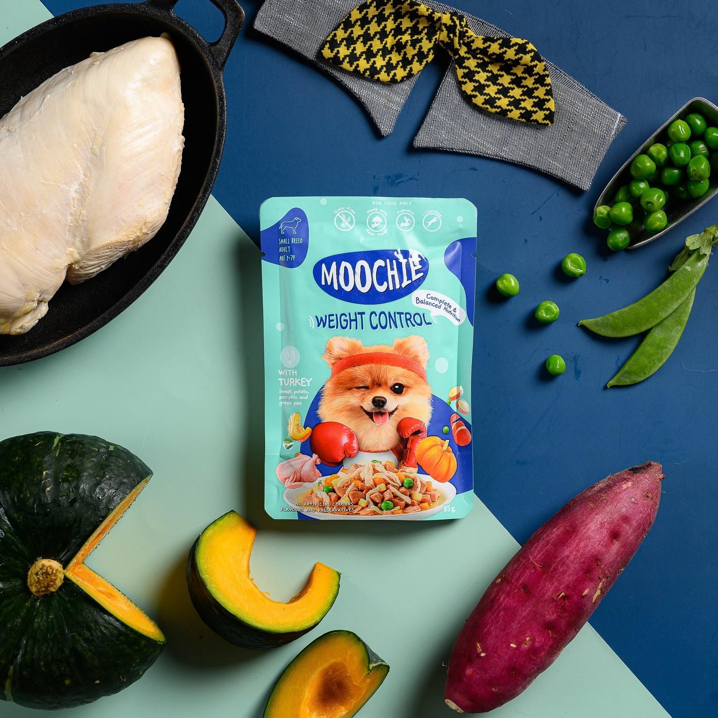[ยกโหล 12 ซอง] Moochie อาหารเปียกสุนัข มูชี่ สูตร Complete&Balance Nutrition สารอาหารครบถ้วน ปราศจากธัญพืช ไมเ่ติมเกลือ สำหรับลูกสุนัขและสุนัขโต ขนาดซอง 85 กรัม(g.)